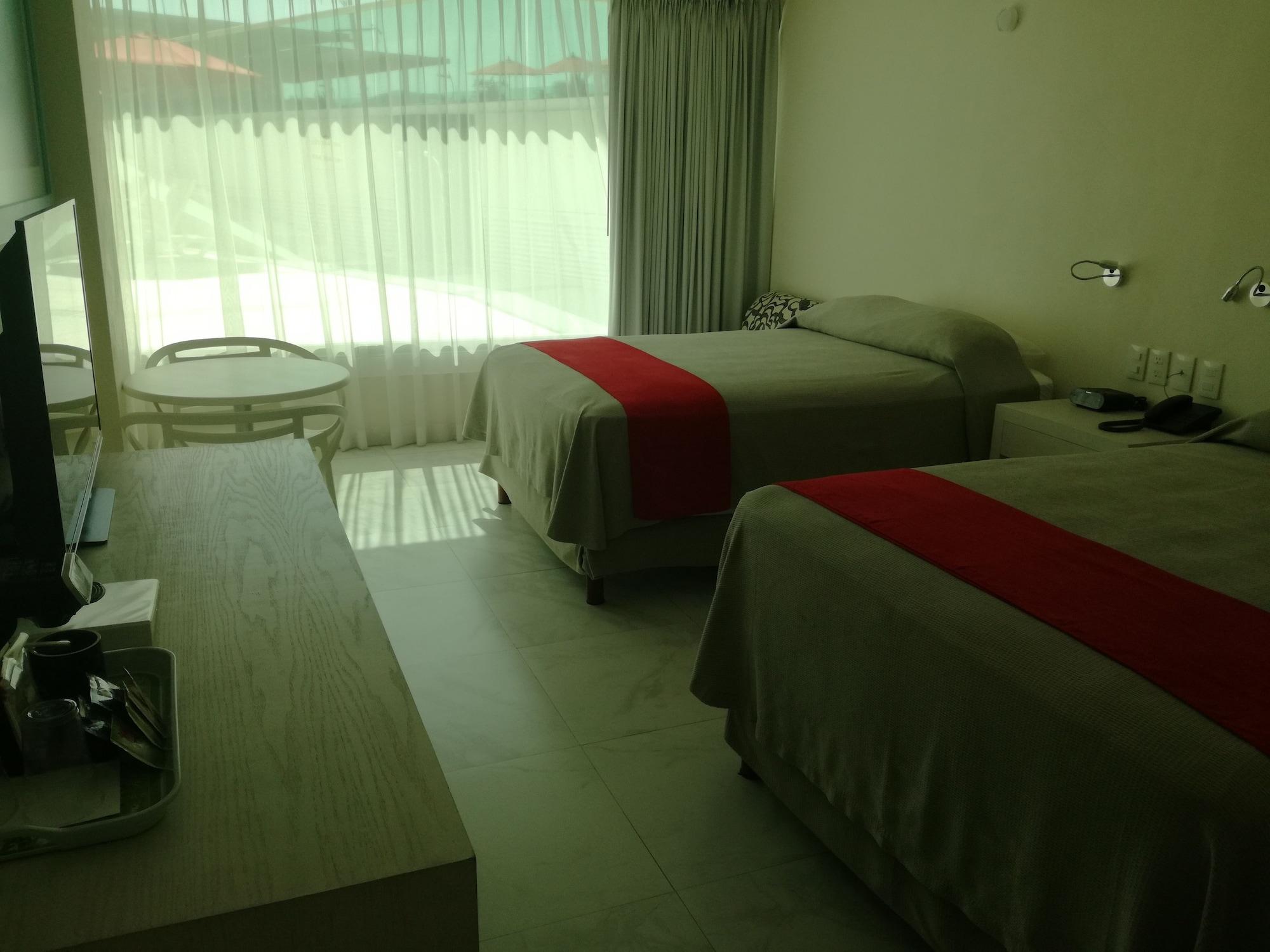 We Hotel Acapulco Buitenkant foto