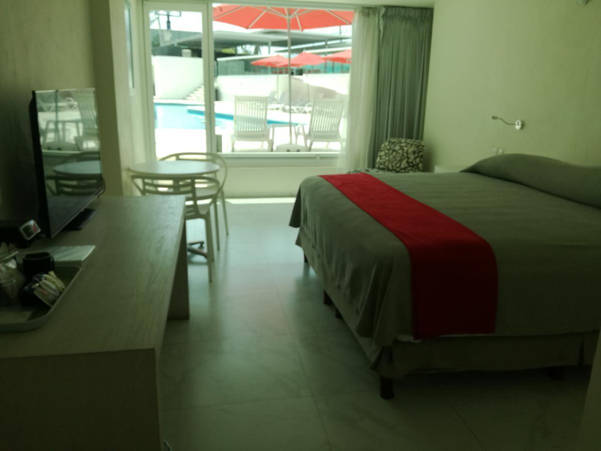 We Hotel Acapulco Buitenkant foto