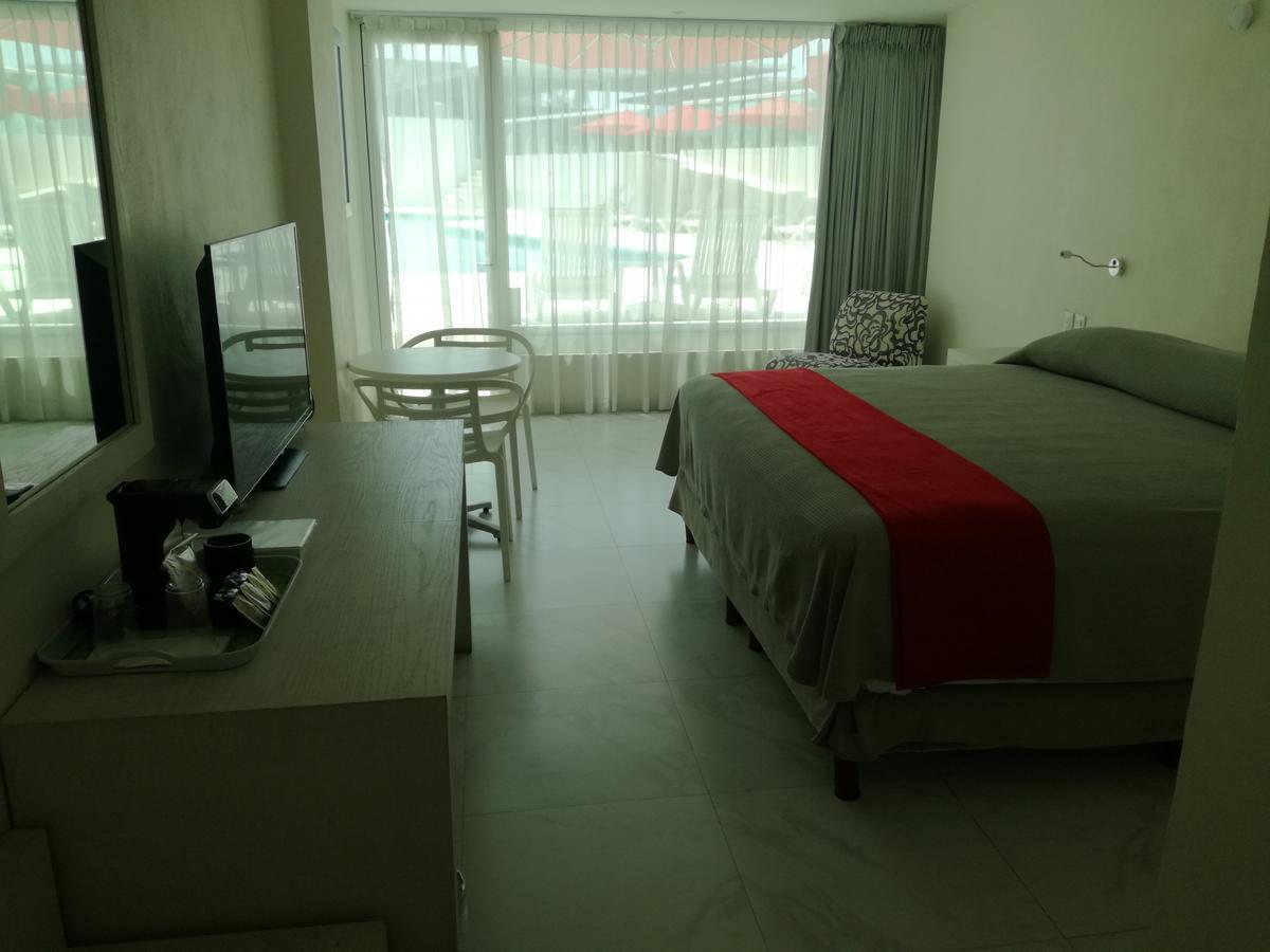 We Hotel Acapulco Buitenkant foto